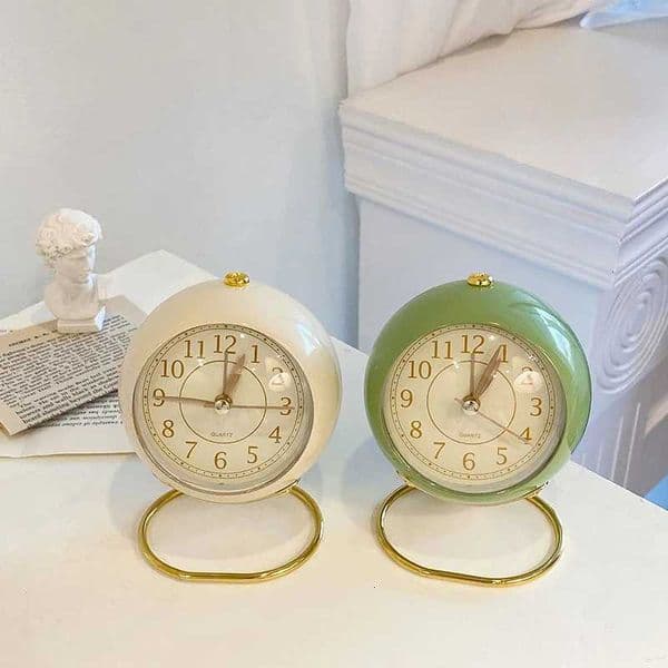 Nordic Style Alarm Clock Digital Quartz Clock Home Ornament Portable Mute Clocks with Metal Stand for Bedroom DecorT260602