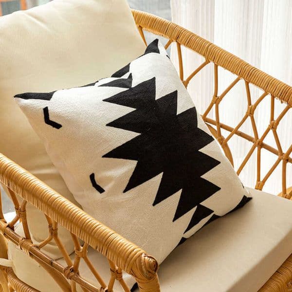 White Modern Minimst Black And Sofa low With Creative Embroidery Removable Square lowcase For He Living Ro Cushion Y260601