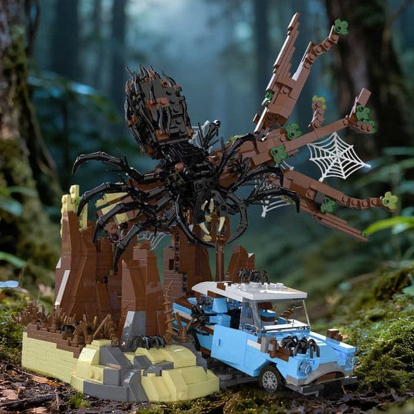 Huge MOC Spider In The Forbidden Forest Building Blocks Set Insect Animal Tree Lair Halloween Toy Children Birthday Holiday Gift L260602YF53