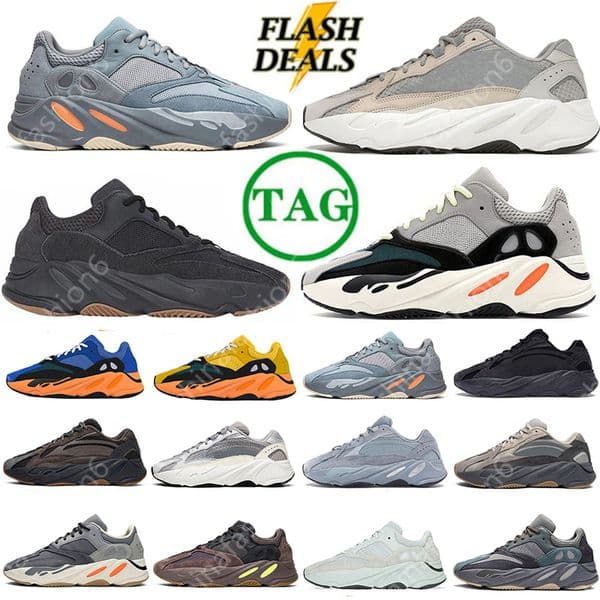 New Arrival Mens Womens 700 v2 700s Designer Running Shoes Classic Designer Sneakers Black White Casual Sneaker for men women Outdoor Sport Trainers