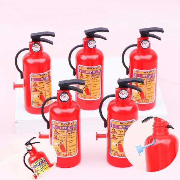 10Pcs Mini Extinguisher Shape Water Guns Outdoor Summer Beach Toys for Kids Birthday Party Favors Pinata Fillers Treat Bag 260601