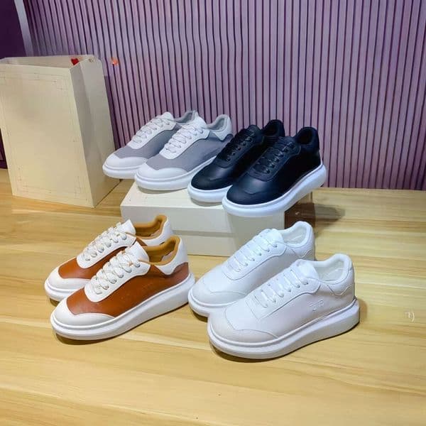 Designer 2026 Spring New Round Head Thick Sole Couple's Little Shoes Women's Versatile Fashion Casual Sports Board Shoes
