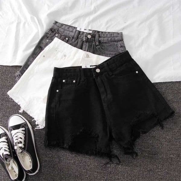Black Ripped Denim Shorts For Women, Summer 2026 New Style, High-Waisted American Style, Petite Sweet And Spicy A-Line Hot Pants 518