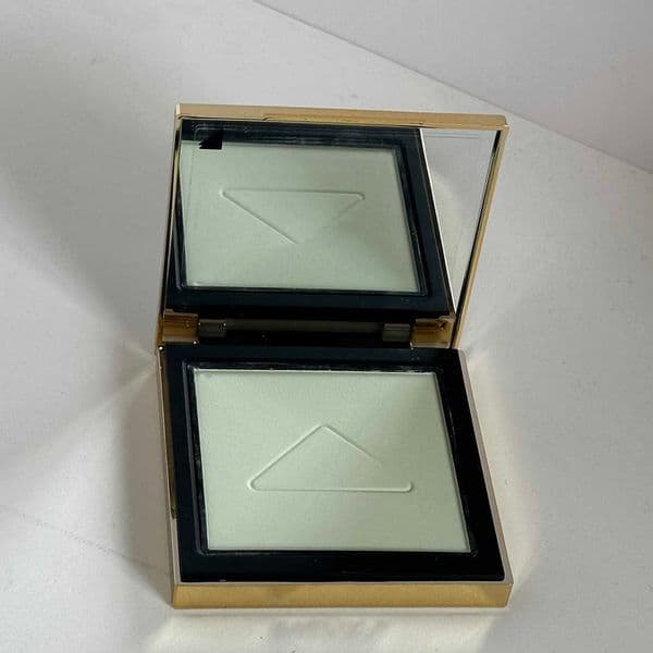 Green High Quality Face Makeup Setting Powder Rebalancing 68g Sweat-resistant ing Powder Ptte Matte High Coverage Y260603