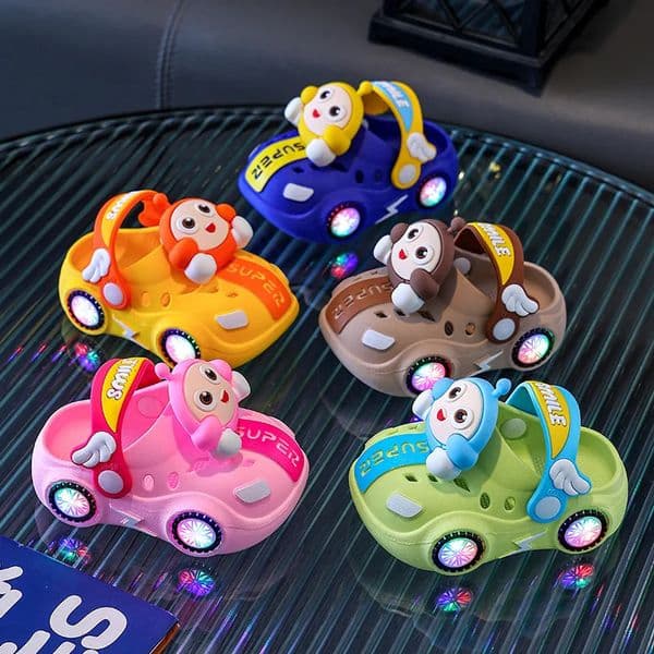 Childrens Flashing Light Hole Shoes Anti Slip Soft Soled Toe Cap Slippers Cartoon Car Illuminated Slippers for Boys and Girls260603