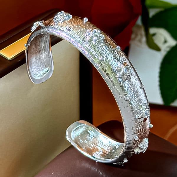 Luxury Turquoise Bracelet Gold Tone CZ Diamond Accent Woven Texture Engraved Finish Statement Jewelry Gift For Women Fashion Anniversary For Daily Wear