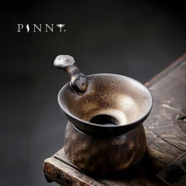 Luxury Designer PINNY Ceramic china Retro dinnerware Gold Strainers Japanese Style Pottery Glaze Kung Fu Tea Accessories Vintage Drinkware Free Ship 14