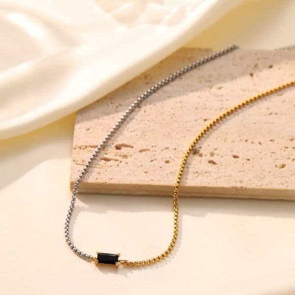 accessory Elegant necklace with marquise zirconia versatile black agate necklace for women L260603FRTA