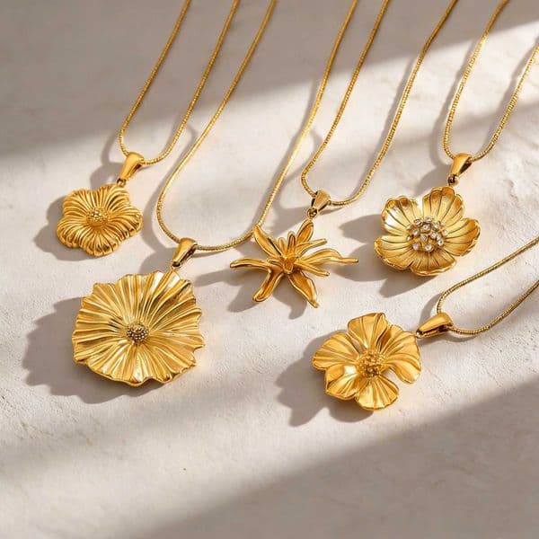 Stainless Jewelry gold Steel Large Flower Pendant Necklace for Women Exquisite and Simple Clavicle Chain Necklace L260603MO5R