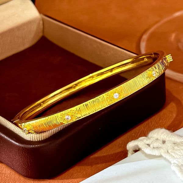 Luxury Turquoise Cuff Bracelet Gold Tone Crystal Accent Woven Texture Engraved Finish Elegant Jewelry Gift For Women Party Anniversary Gift Ready For Women