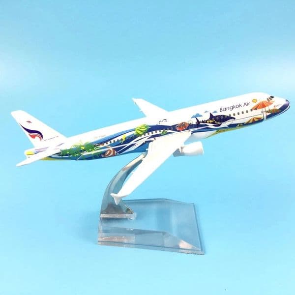 16cm Airbus 320 A320 Airways Plane Model Alloy Metal Thailand Thai Bangkok Air Airlines Model Aircraft Airplane Toys 260602
