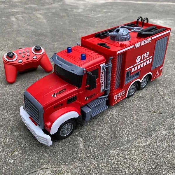 Rc Car Fire Engine Car 24G Remote Control Truck with Sound Lights Ladder Sprinkler Rescue Vehicle Kids Xmas Newyear Gift L260603