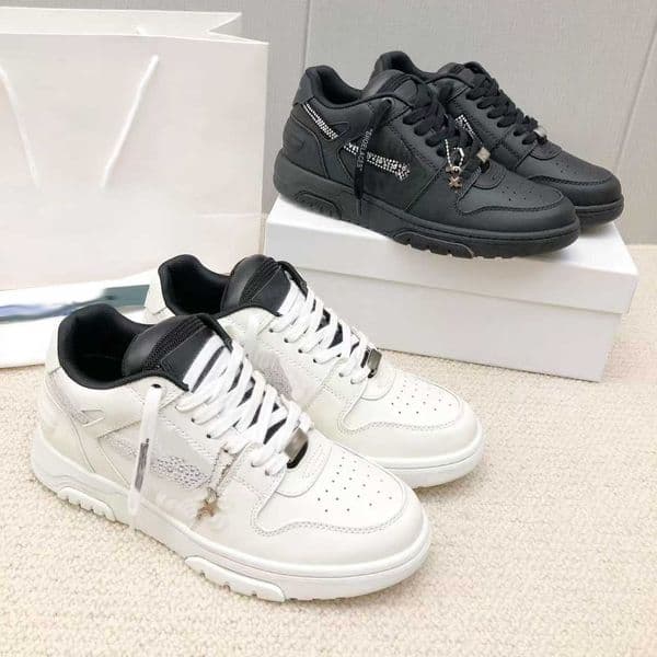 Luxury Designer Men Sneakers Unisex Casual Board Shoes Breathable Leather Sneakers Bicycle Sports Shoes Fashionable Non-Slip Trainers 260603