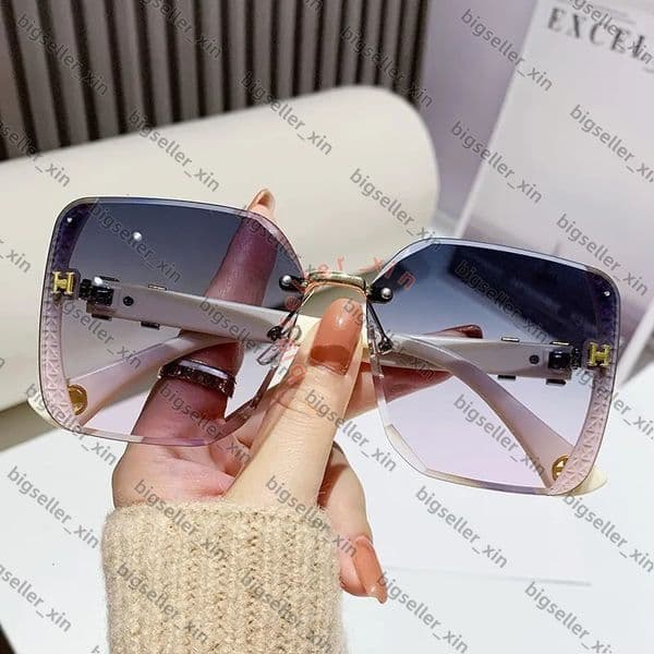 Designer herls Sunglasses Large frame Women's Sunglasses With Glitter And Starry Design High end Unique Versatile Sun Protection ermes Glasses Wholesale ef4