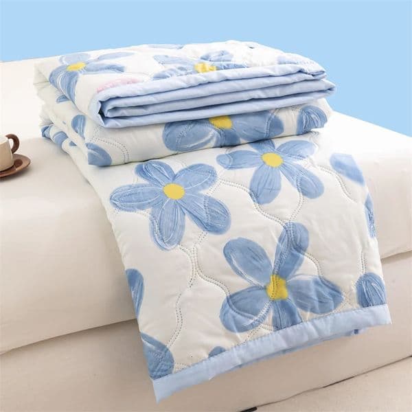 Embossed Floral Print Cooling Summer Blanket Soft Lightweight Air Condition Quilt for Bed Breathable Comfortable Thin Comforter 260603
