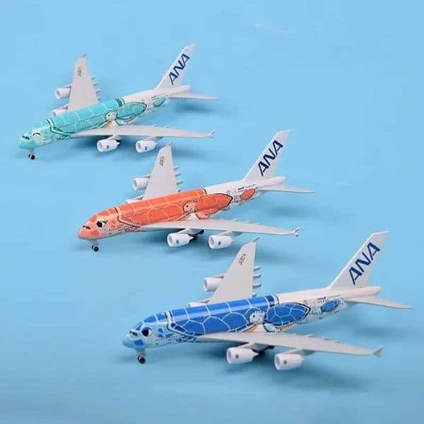 Airbus 380 A380 20cm Air Japan ANA Airlines Airplane Model Toy Green Cartoon Sea Turtle Airways Metal Alloy Diecast AirplaneToys L260603OJHH