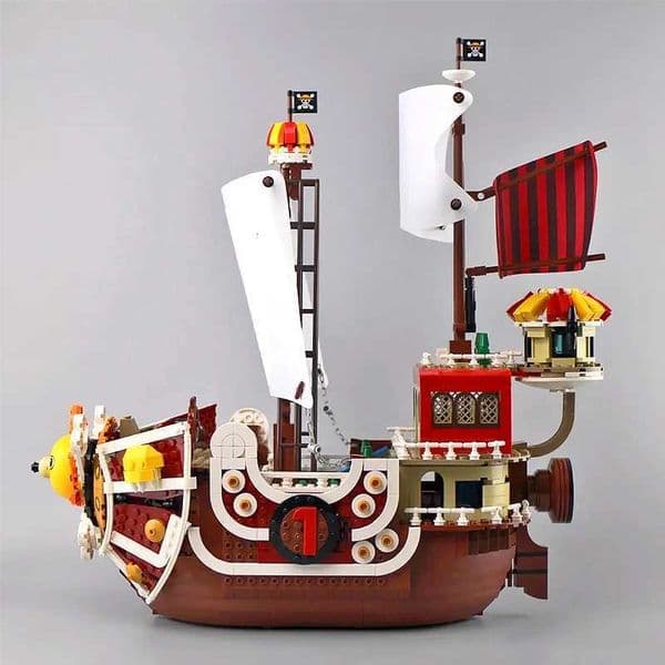 Creative Thousand Sunny Ship Model Building Block Anime 9 Figures Pirate Boat Brick Toys Christmas Gifts for Kid 1551pcJ260603