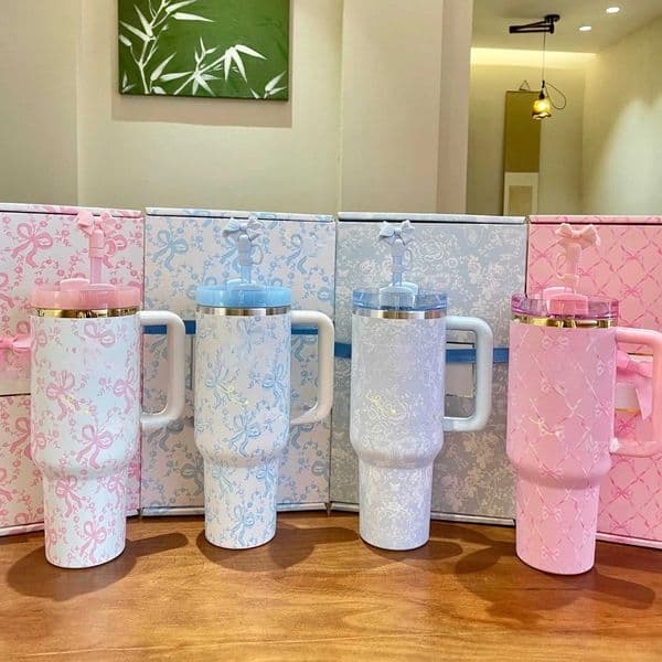 Luxury Designer Tumbler 40 OZ In Chantilly china Stainless Steel Insulated Mug, All-Day dinnerware Julienne Mini Cooler Lunch Bag Box Christmas And Valentine's 11