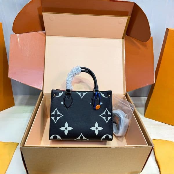 Fashion women's tote bag new high-quality printed versatile outdoor commuting handbag hot selling single shoulder crossbody bag multiple colors to choose from