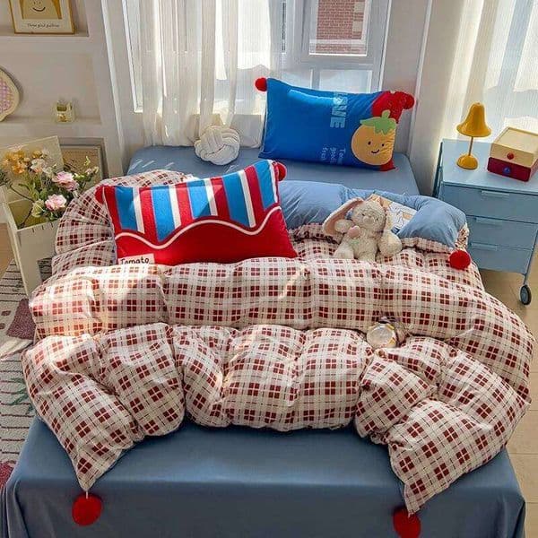 4pcs Grid positionin bedding Set (1*Duvet Cover +1 flat sheet + 2*Pillowcase, Wool ball decorative duvet cover pillowcases 26Y0604