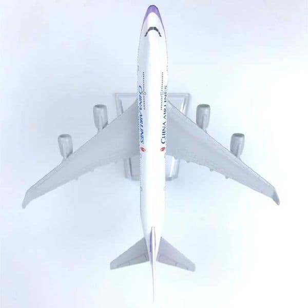 Display 16CM Aircraft China Airlines 747 with Landing Gear Taiwan B747 Alloy Plane Model Toys Children Gift for Collection C260604