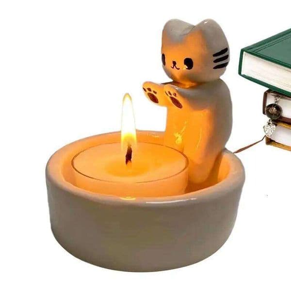 Kitten Warming Its Paws Scented Light Cute Grilled Cat Aromatherapy Candle Holder Desktop Ornaments 26W0604