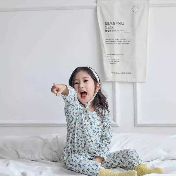 Girls Floral Pajamas Set Autumn Long Johns and Pants Soft Warm Baby Spwear Cute Kids He Wear 2PCS J260604