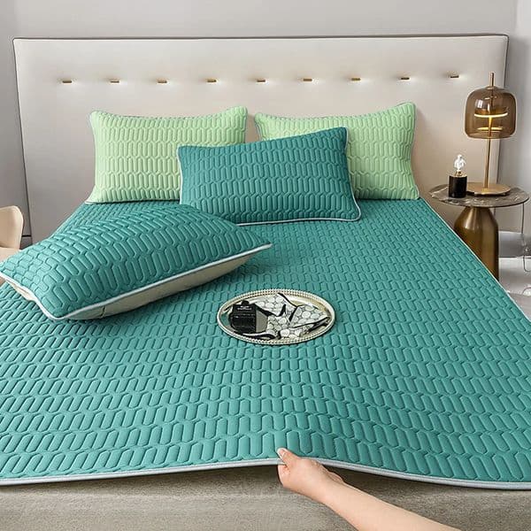 Queen Cooling Mattress Topper Summer Mattress Pad for Sleepers and Night Sweats Instant Cooling Mattress Cover 260603
