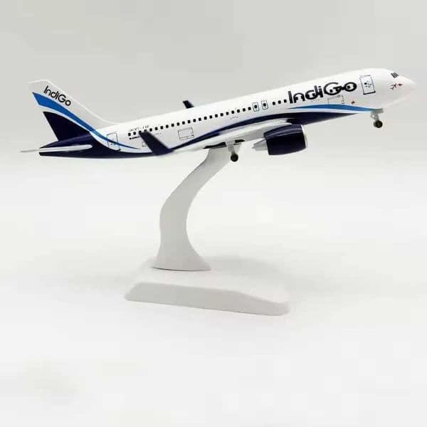 Desk Accessories Miniature Air Plane Model Aircraft Model Airbus A320 indigo Airlines Diecast Airplane Model Metal Alloy Passeng C260604
