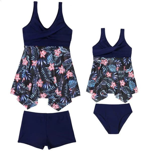 2026 New Matching cologne Beach Mother Daughter Father perfume Son Swimwear Swim Trunks Mom Girls Bikini Swimsuit Dad Boys Family Clothes Designer 01