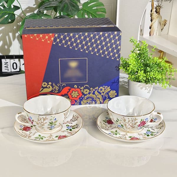 Grass wish coffee cup saucer European retro afternoon tea tea cup Phnom Penh high-end cup saucer