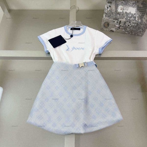 Luxury girls dress suit Colorful stuffed bear baby two-piece kids designer clothes T-shirts and blue skirt A071X02N016
