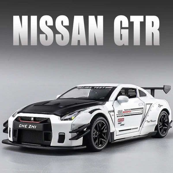 Large Size 124 Simulated Nissan GTR-r35 Car Model Sports Car Model Simulation Alloy Car Model Toy Collection GiftT260605