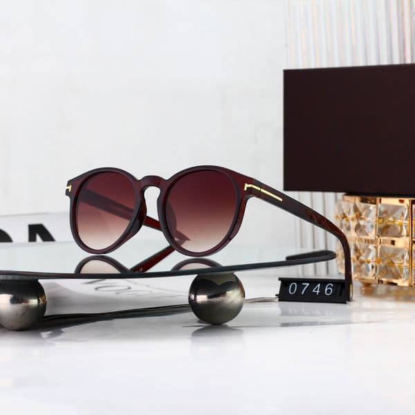 Top luxury Sunglasses lens designer womens Mens Goggle senior Eyewear For Women eyeglasses frame Vintage Metal Sun Glasses KL 0746