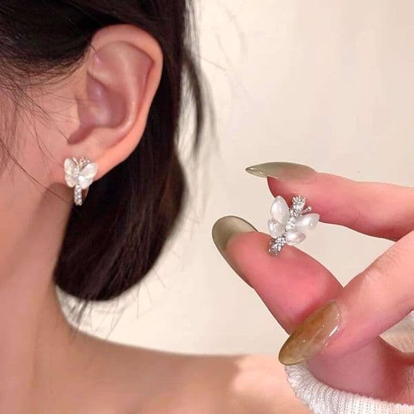 Designer Jewelry Luxury Jewelry Ins-Style Cat's Eye Stone Butterfly Hoop For Women, Light Luxury With A High-End Feel, Micro-Inlaid Zirconia Ear Clasps, Fashion