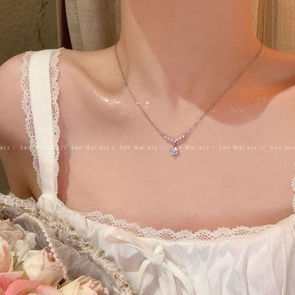 Designer Jewelry Luxury Jewelry Korean Style Exquisite Micro-Inlaid Sugar Cube Zircon Necklace 2026 Hot-Selling Light Luxury Niche High-En