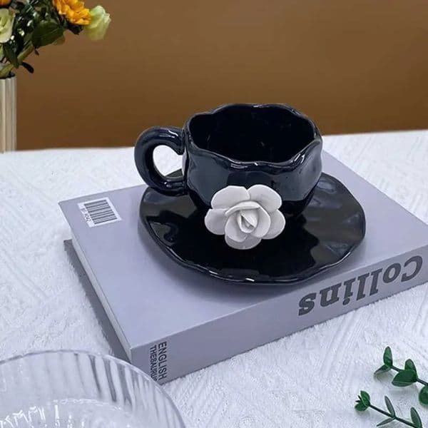 Luxury Designer Decor Hand Held Flower Petals White Rose Plate Afternoon Tea Ceramic Cup 3D Stereoscopic Mug Coffee Mugsgift Decoration room 26