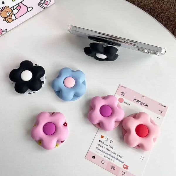 Magnetic Flower Silicone For Phone Griptok Grip Tok Stand For iPhone 17 Wireless Charging Cartoon Case Holder J260606