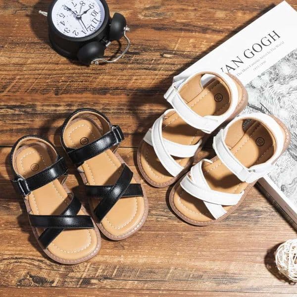 2024 Summer New Girls Soft Bottom Sandals Fashion Retro Hollow Roman Casual Shoes Open-toe Hundreds Of Princess Beach ShoesT260606