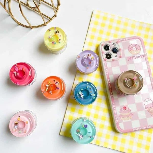 Grips Tok Phone 3D Grip Sockets Holder Finger donut phone holder with retractable and foldable buckle on the back J260606