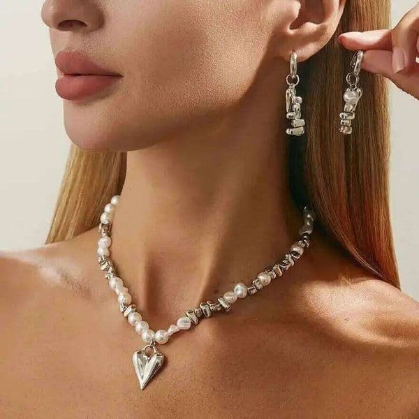 Ingemark Vintage Imitation Pearl Choker Necklace Drop Earrings for Women Wedding Bridal Beads Chain Love Heart Jewelry Set New