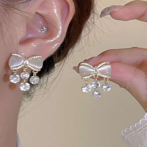 Designer Jewelry Luxury Jewelry Vintage French Cat's Eye Stone Bow For Women, High-End Zircon Tassel Stud Earrings, 925 Silver