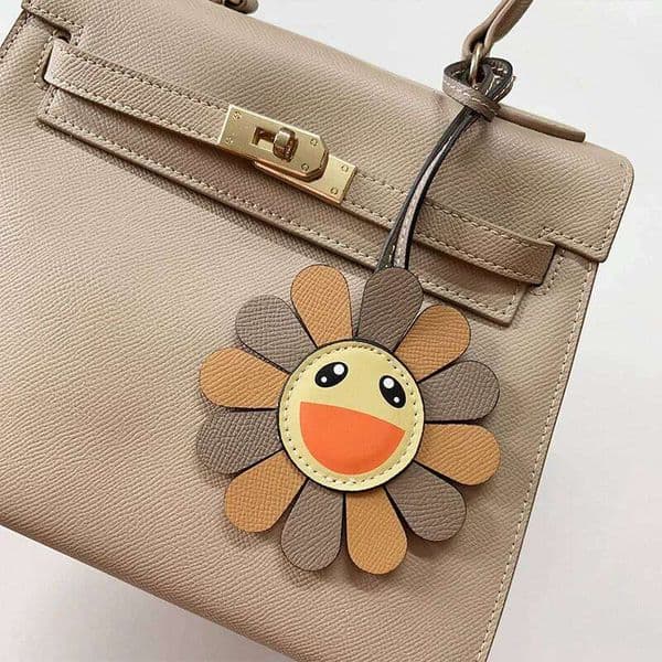 Fashion Genuine Leather Colorful Sunflower Keychain Bag Rainbow Flowers Pendant Ornament Accessories 26L0606