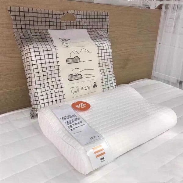 New ergonomic neck support pillow for side and back sleepers memory foam pillow with slow rebound core L260606