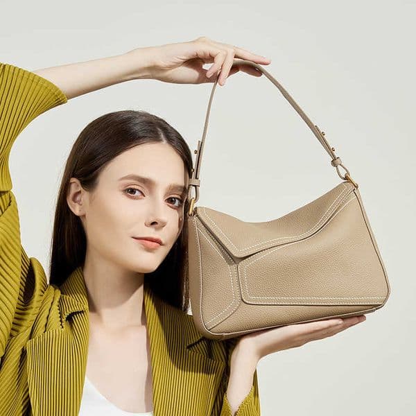Womens Bag 2026 New Model Single Shoulder Underarm Bag Geometric Bag Womens Genuine Leather Pillow Bag Top Layer Cowhide Crossbody Commuting Bag Q260606