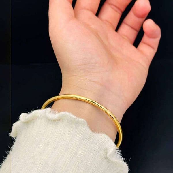 1 Piece Set Minimalist Plain Gold Bangle, Light Luxury Matte Style, Suitable for Daily Commute Stacking / Gift Giving