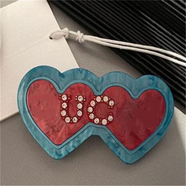 2026 Kid Hair Accessories Pins Cute Girls Hairpin Luxury Designer Barrettes Loving baby hair clip cute Heart Letter Clips Hairclips Rhinestone Spring Hairpins Hair