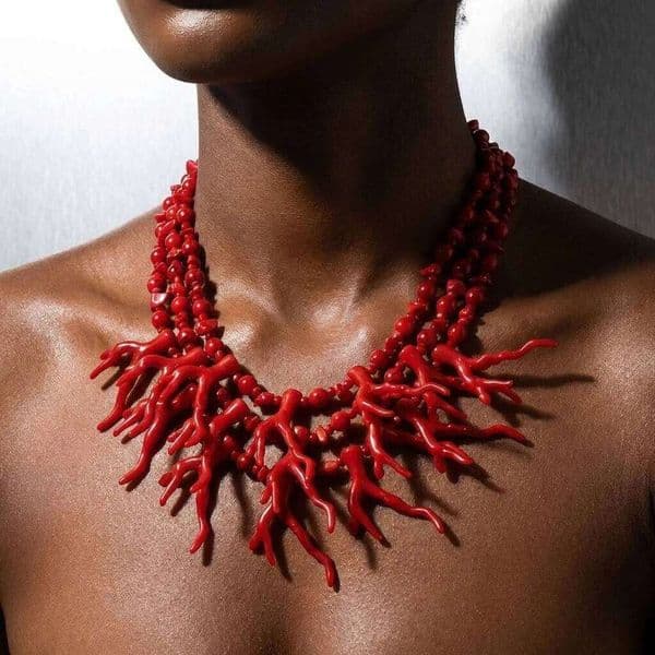 Exaggerated Red Coral Multi-Layer for Women Bohemia Irregular Gravel Beaded Necklace Summer Beach Jewelry Accessories