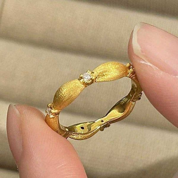 Classics New in diamond rice grain brushed ring Rings for women Light Luxury Charm Opened Ring Party Wedding Fine Jewelry Q260608