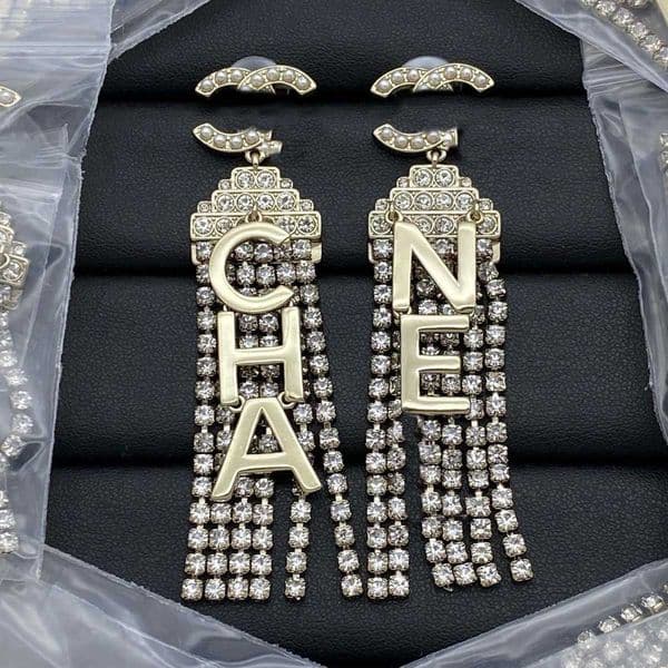 Top Quality New Style Designer Letter Earrings Pearl Rhinestone Tassel Drop Earrings Women Luxury Designer Inspired Jewelry For Party Gifts Daily Wear